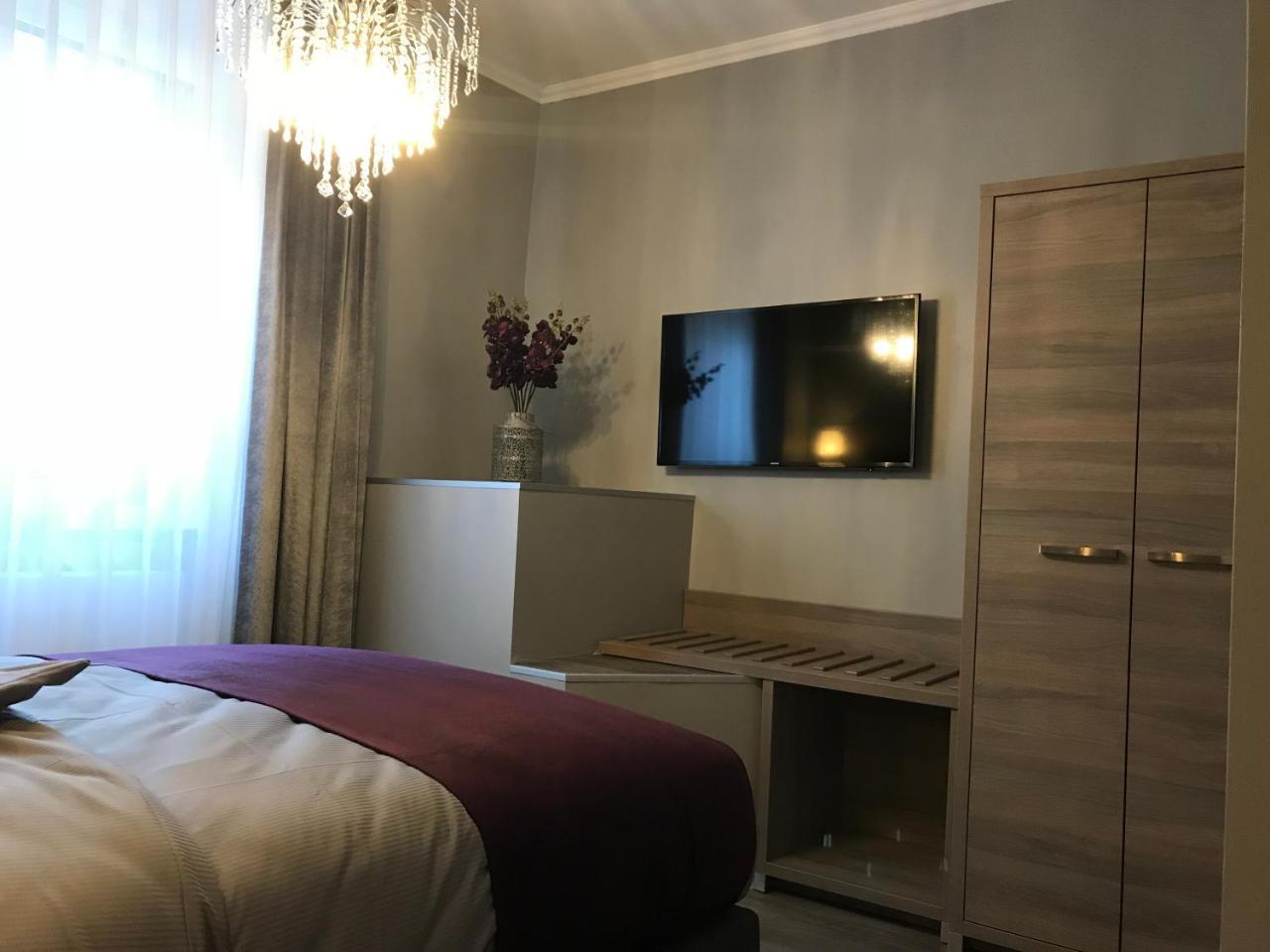 Apartmenthaus Burgenheimat In Rhens Bei Koblenz Luaran gambar