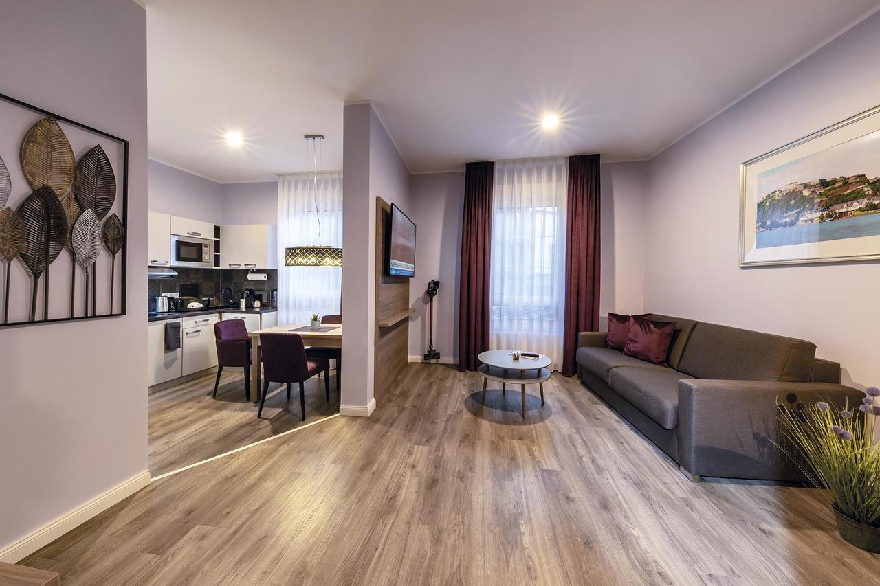 Apartmenthaus Burgenheimat In Rhens Bei Koblenz Luaran gambar